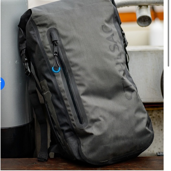 Stahlsac Storm 26L Waterproof Backpack Roll Top Construction - Picture 5 of 12